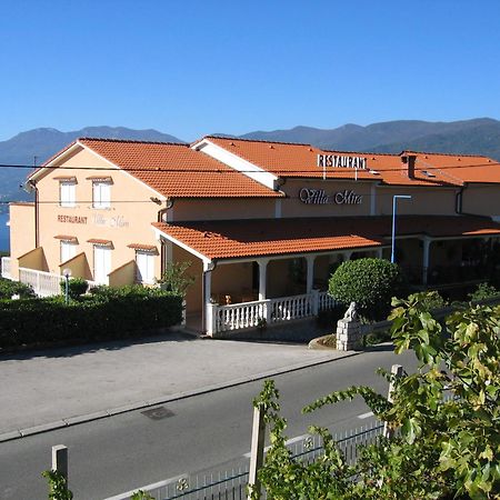 Villa Mira 카스타브 외부 사진